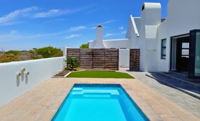 Sandy Feet Accommodation Dwarskersbos
