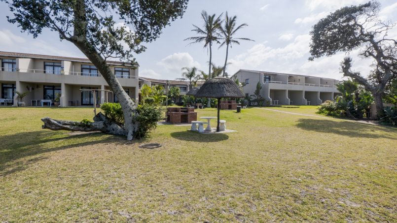 Ocean Breeze – Absolute Beachfront Bliss in Winkelspruit