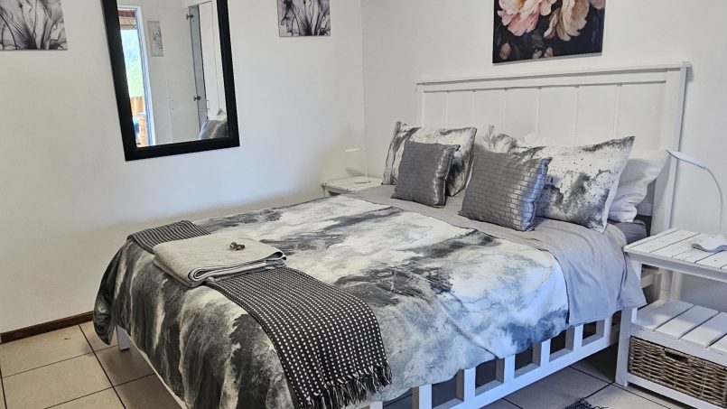 Somerset Nest Swaeltjie Accommodation